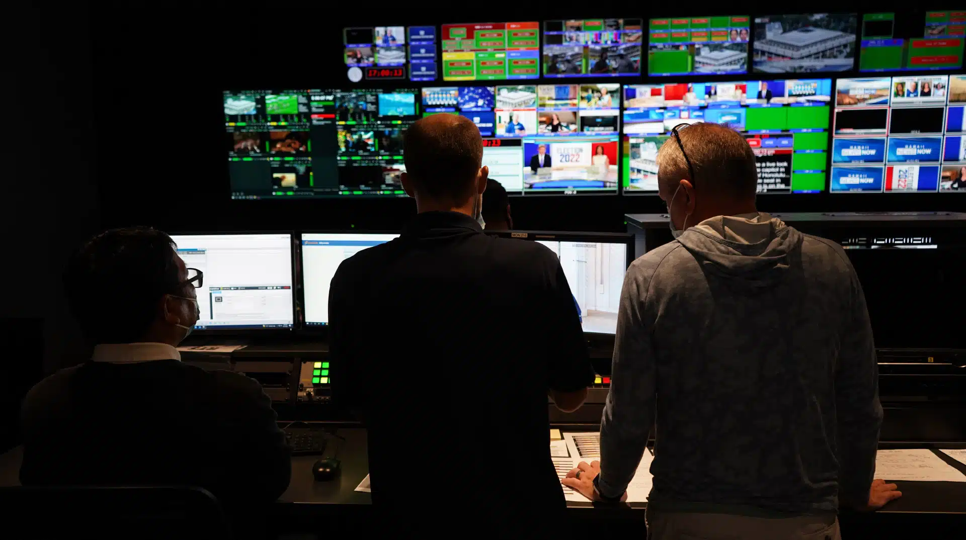 Full-HD-Production-Control-Room2 Full-HD-Production-Control-Room2